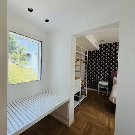 Marina Boutique Bed & Breakfast *