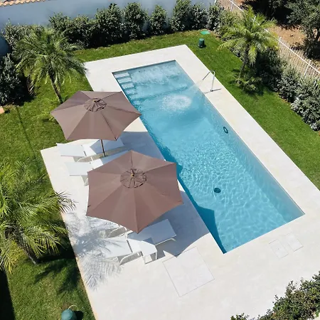 Marina Boutique Bed & Breakfast *