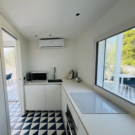 Marina Boutique Bed & Breakfast *
