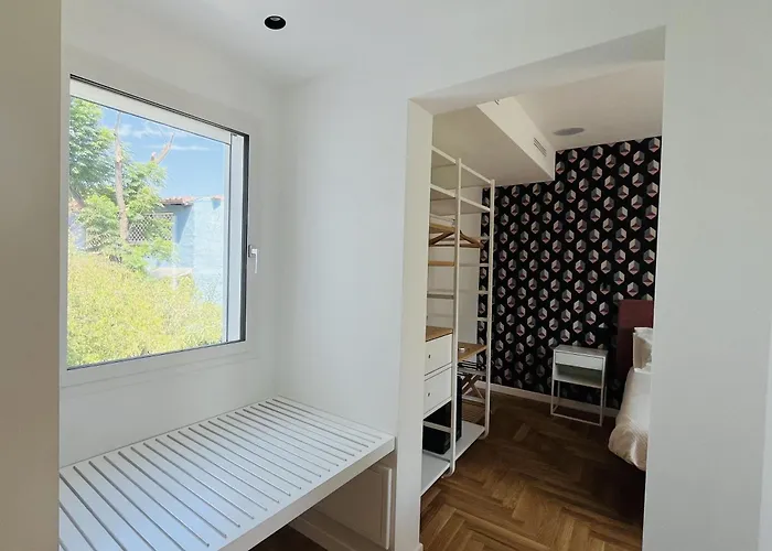 Marina Boutique Couette-café 4*