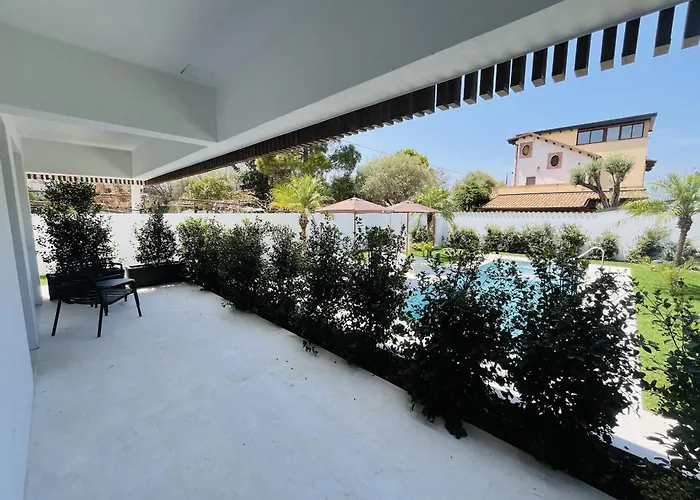 Couette-café Marina Boutique 4*