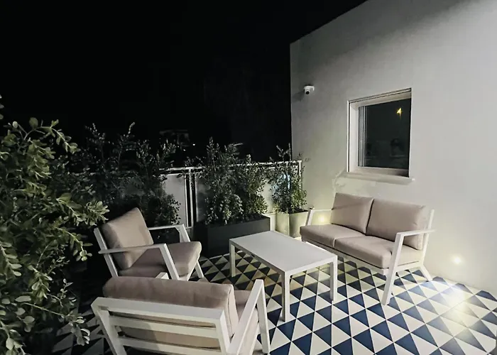 Marina Boutique Couette-café
